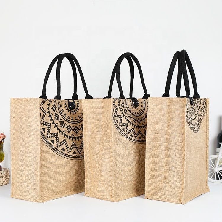 Different jute bag styles and sizes